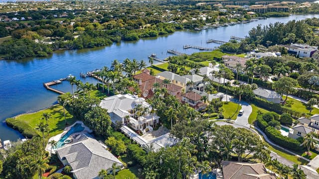 2929 Marys Way, Palm Beach Gardens FL 33410 - Palm Beach Gardens, FL - Photo 2