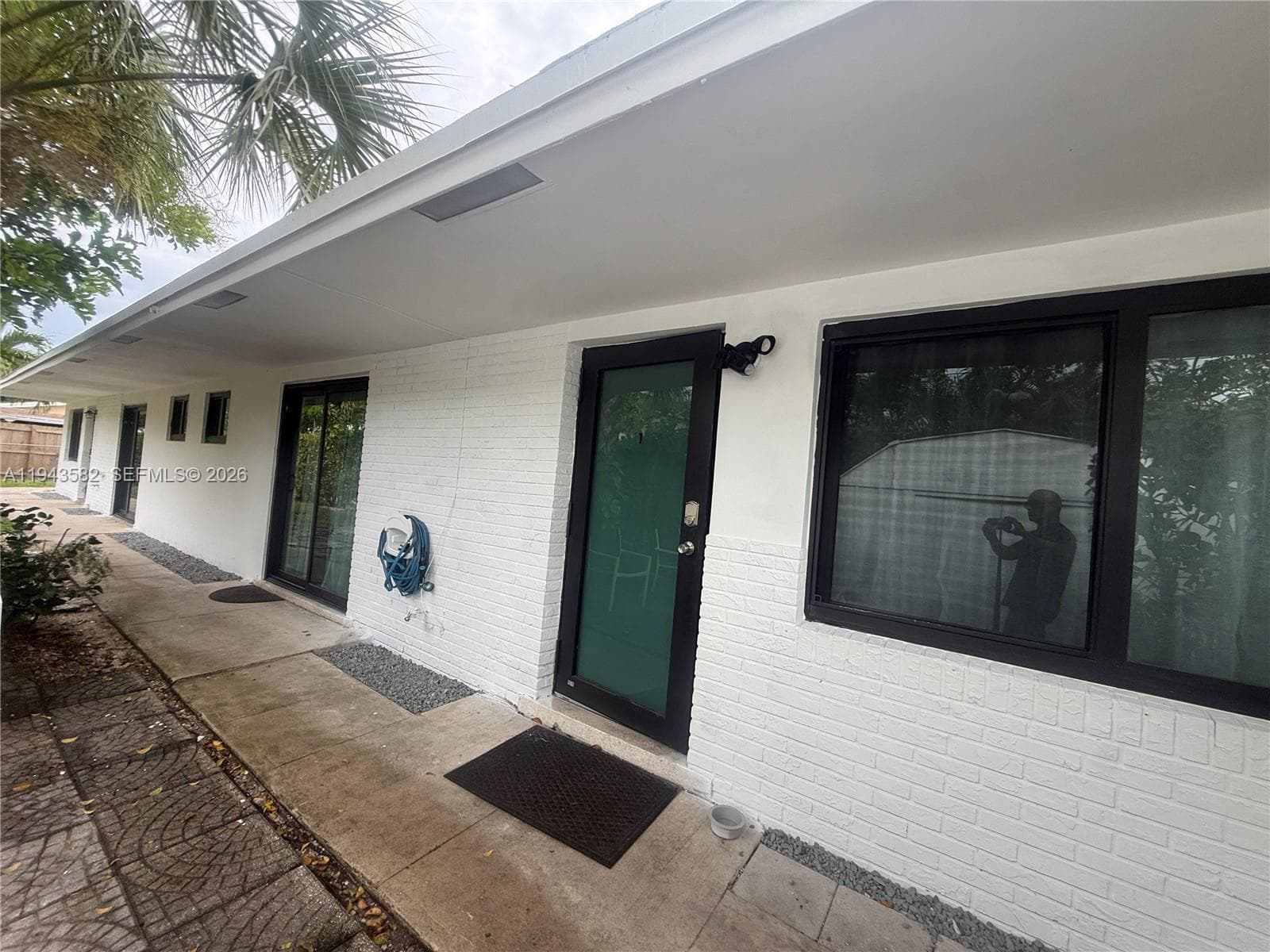 1700 SW 20th St, Fort Lauderdale FL 33315