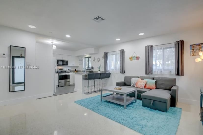 1700 SW 20th St, Fort Lauderdale FL 33315