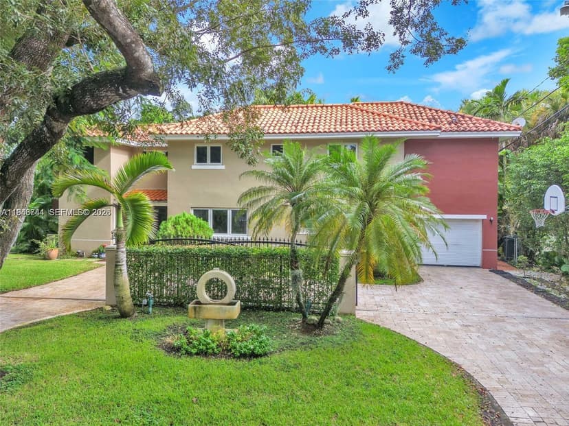 1543 Dorado Ave, Coral Gables FL 33146