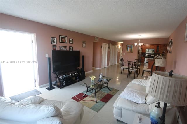 6940 NW Miami Gardens Dr # 430, Hialeah FL 33015 - Hialeah, FL - Photo 7