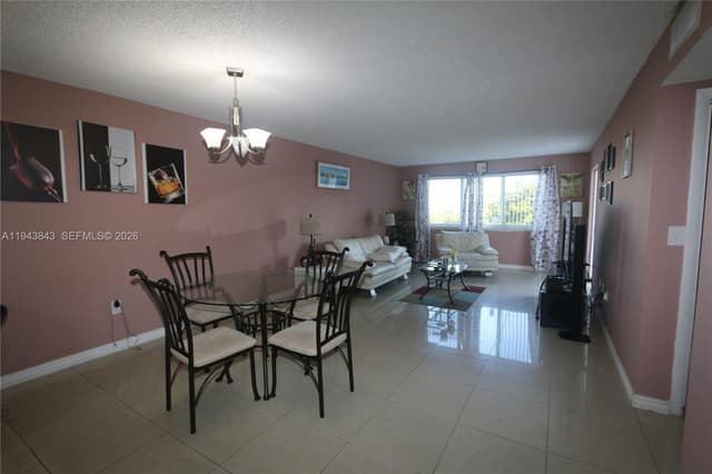 6940 NW Miami Gardens Dr # 430, Hialeah FL 33015 - Hialeah, FL - Photo 5