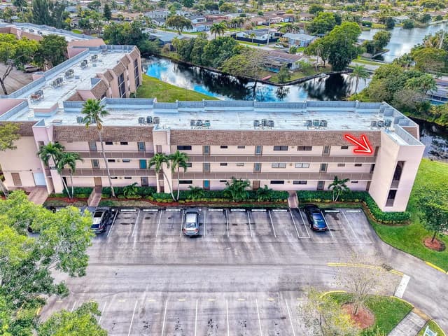 10466 Sunrise Lakes Boulevard # 312, Sunrise FL 33322 - Sunrise, FL - Photo 5
