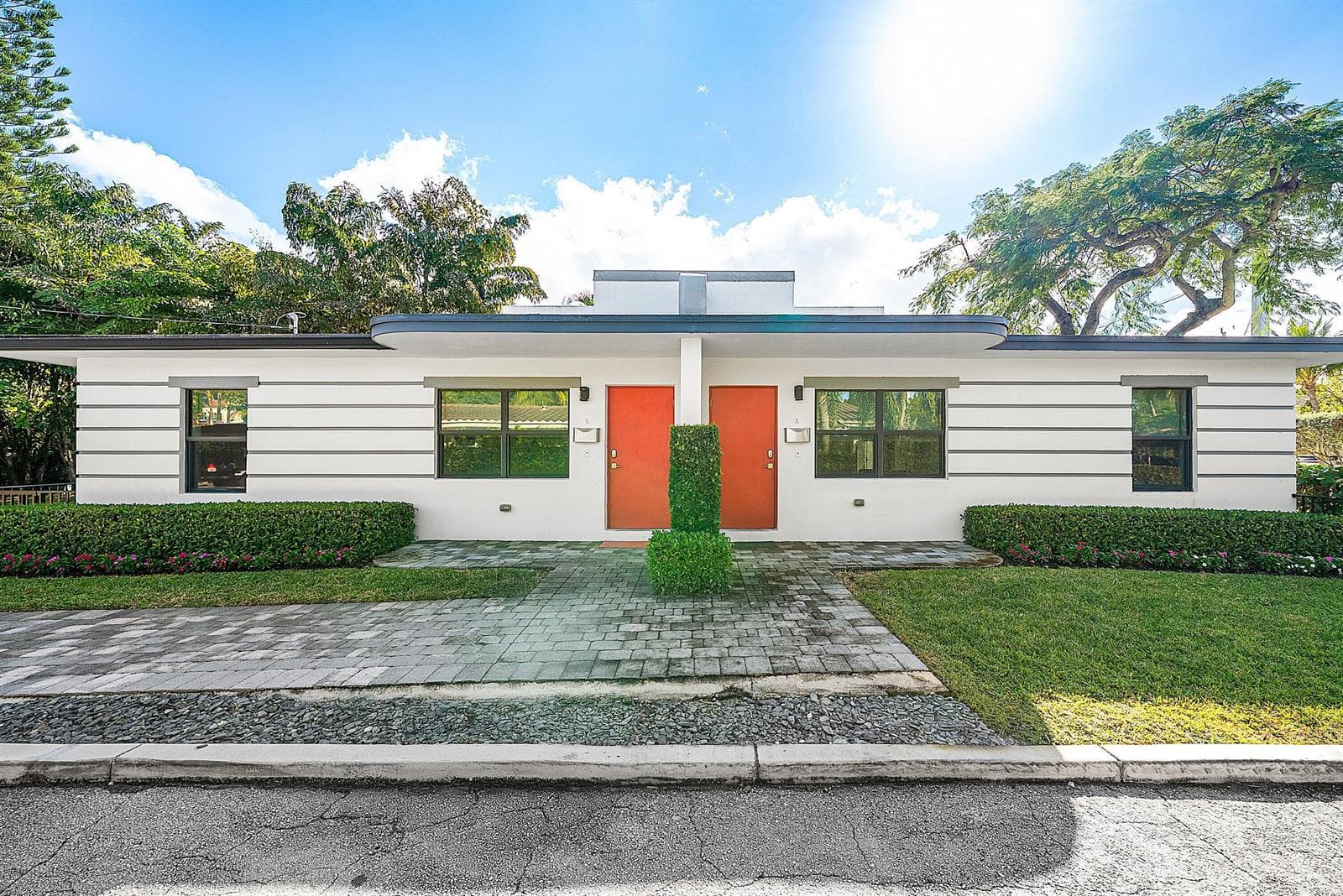 215 N Swinton Avenue, Delray Beach FL 33444
