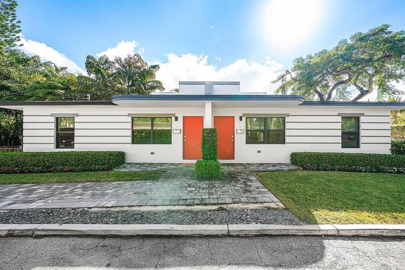 215 N Swinton Avenue, Delray Beach FL 33444