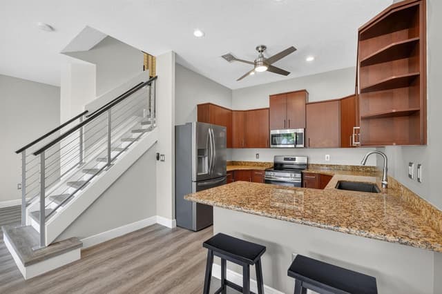 3024 NE 5th Terrace # 10, Wilton Manors FL 33334 - Wilton Manors, FL - Photo 4