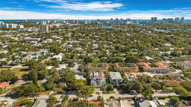 732 NE 15th Avenue, Fort Lauderdale FL 33304 - Fort Lauderdale, FL - Photo 3