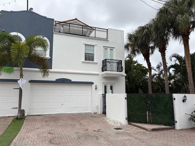 732 NE 15th Avenue, Fort Lauderdale FL 33304 - Fort Lauderdale, FL - Photo 4
