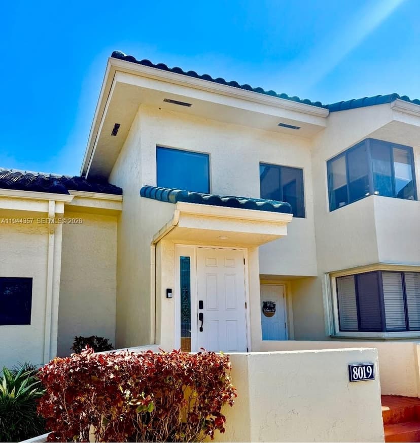 8019 NW 15th Mnr # 8019, Plantation FL 33322