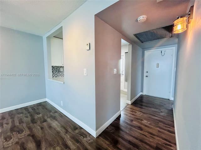 2300 Park Ln # 201, Hollywood FL 33021 - Hollywood, FL - Photo 6