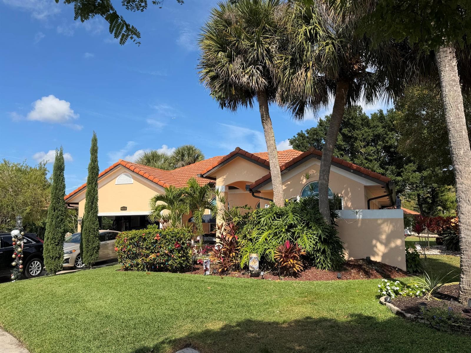 9050 Cypress Hollow Drive, Palm Beach Gardens FL 33418
