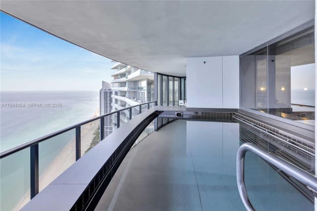 18555 Collins Ave # 4601, Sunny Isles Beach FL 33160 - Sunny Isles Beach, FL - Photo 2