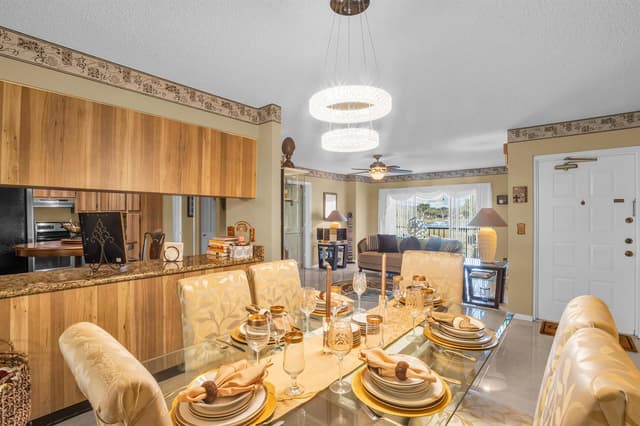 1012 Green Pine Boulevard # H2, West Palm Beach FL 33409 - West Palm Beach, FL - Photo 3