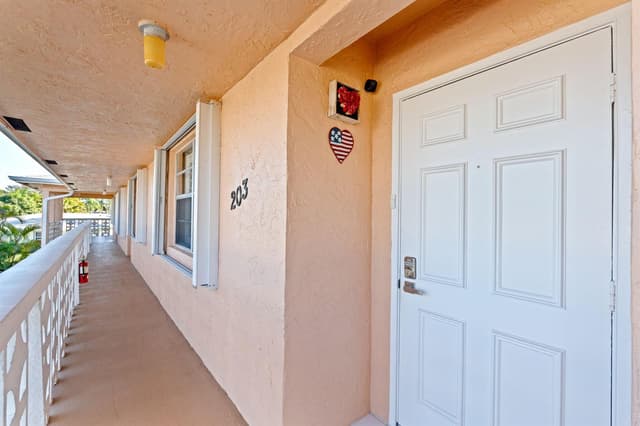 1540 NW 18th Avenue # 203, Delray Beach FL 33445 - Delray Beach, FL - Photo 7