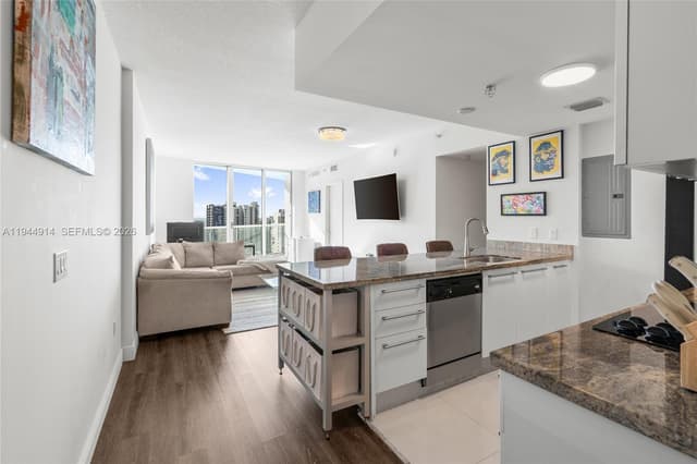 185 SW 7th St # 2702, Miami FL 33130 - Miami, FL - Photo 6