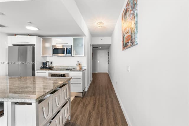 185 SW 7th St # 2702, Miami FL 33130 - Miami, FL - Photo 4