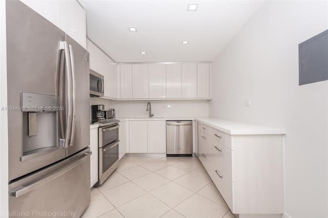 5555 Collins Ave # 9U, Miami Beach FL 33140 - Miami Beach, FL - Photo 4
