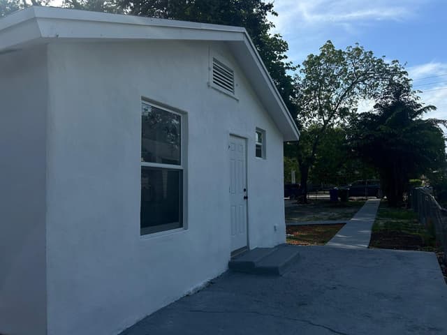 1063 NW 55th Terrace, Miami FL 33127 - Miami, FL - Photo 3