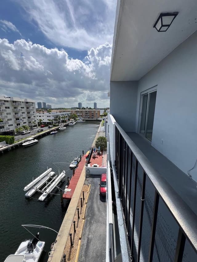 3642 NE 171st St # 504, North Miami Beach FL 33160 - North Miami Beach, FL - Photo 6