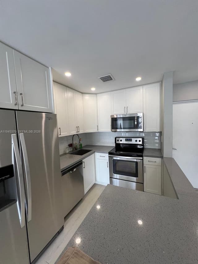 3642 NE 171st St # 504, North Miami Beach FL 33160 - North Miami Beach, FL - Photo 3
