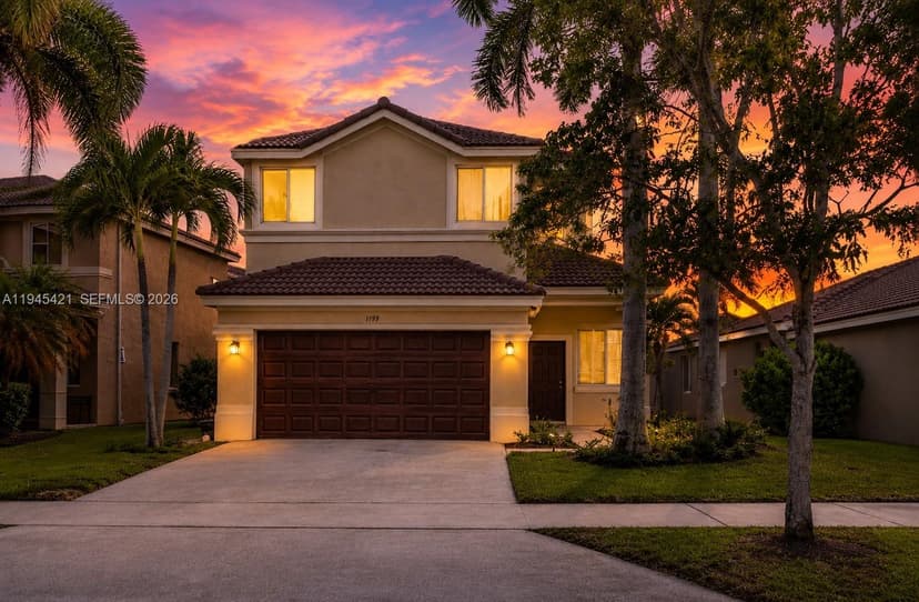 1199 Golden Cane Dr, Weston FL 33327