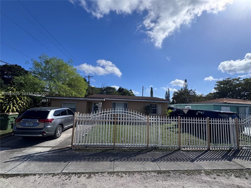 12625 NW 1st Ct, North Miami FL 33168