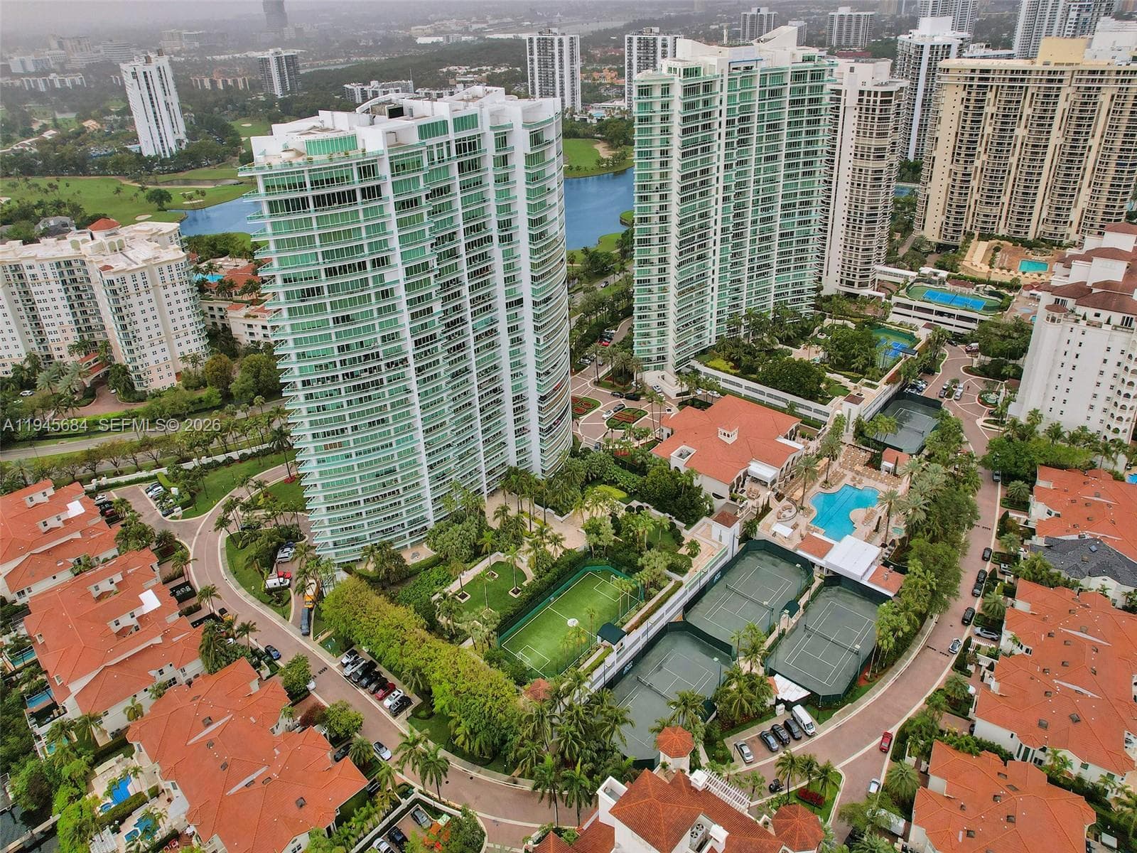 19955 NE 38th Ct # 901, Aventura FL 33180 - Aventura, FL - Photo 1