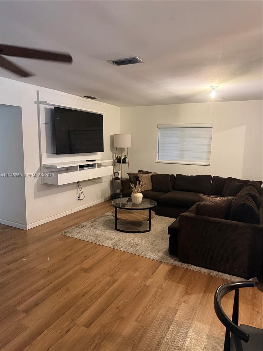 7770 NW 45th Ct, Lauderhill FL 33351