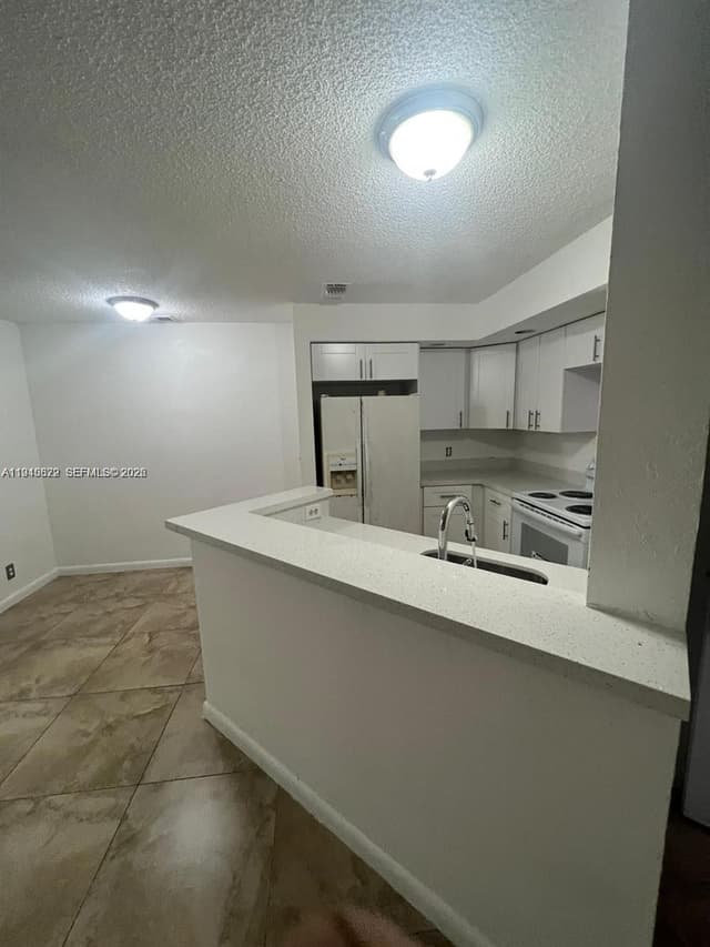 3460 N Pinewalk Dr N # 315, Margate FL 33063 - Margate, FL - Photo 7