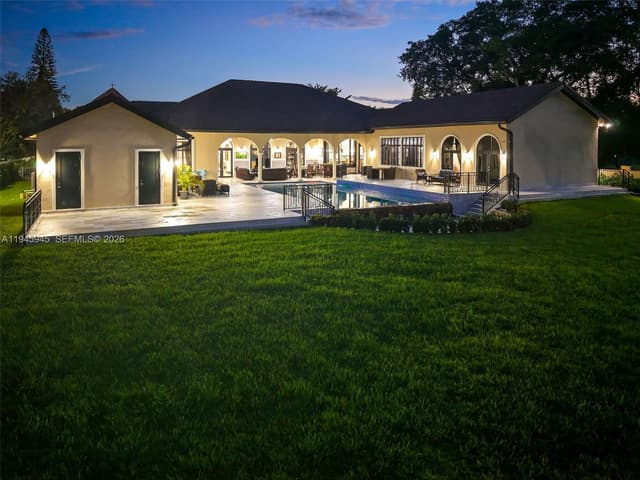 9815 SW 114th St, Miami FL 33176 - Miami, FL - Photo 7