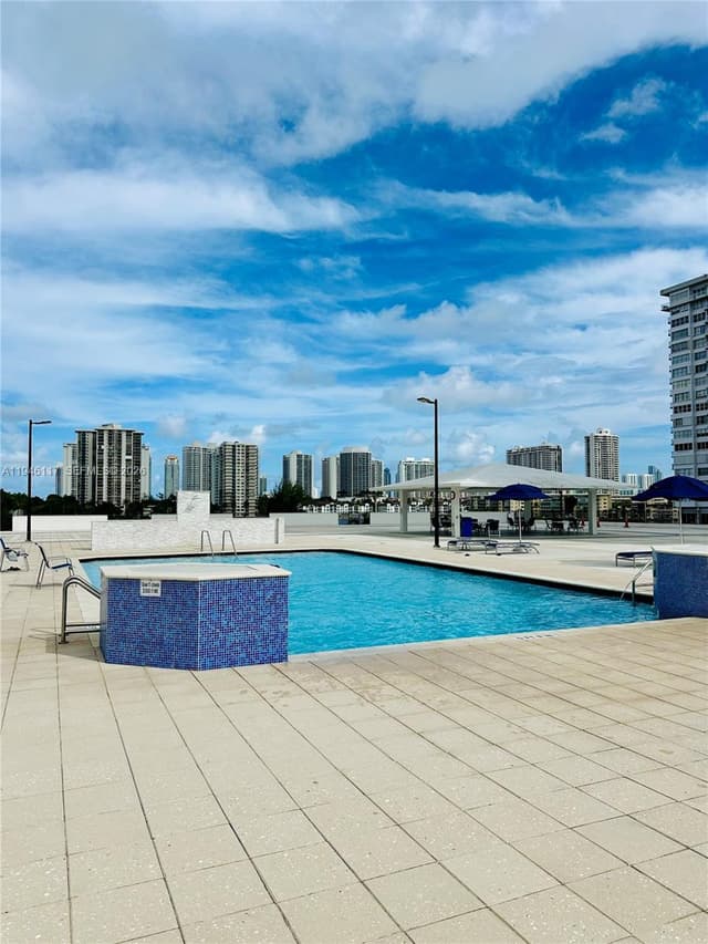 2750 NE 183rd St # 1607, Aventura FL 33160 - Aventura, FL - Photo 3