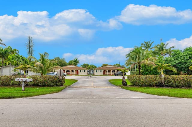 4065 SW 51st Street, Dania Beach FL 33314 - Dania Beach, FL - Photo 3