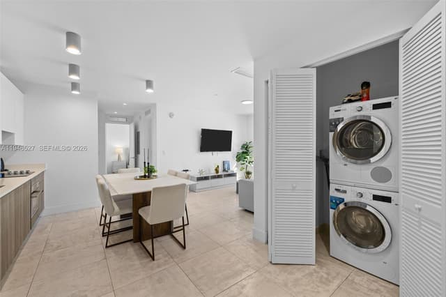 239 SW 9th St # 2304, Miami FL 33130 - Miami, FL - Photo 5