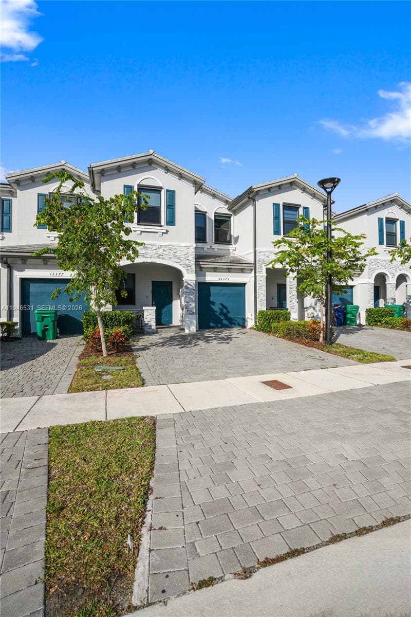 11919 SW 247 Ter, Homestead FL 33032