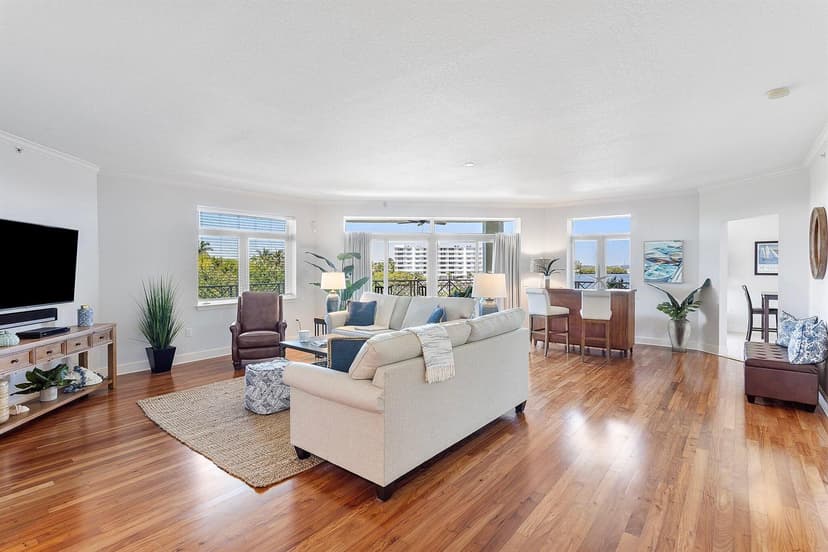 309 E Ocean Avenue # 205, Lantana FL 33462