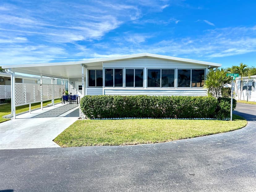 39012 Gayle Bay, Boynton Beach FL 33436