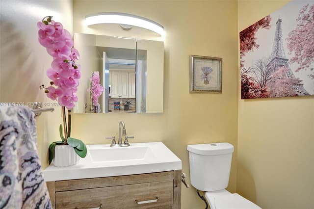 8900 Washington Blvd, Pembroke Pines FL 33025 - Pembroke Pines, FL - Photo 7