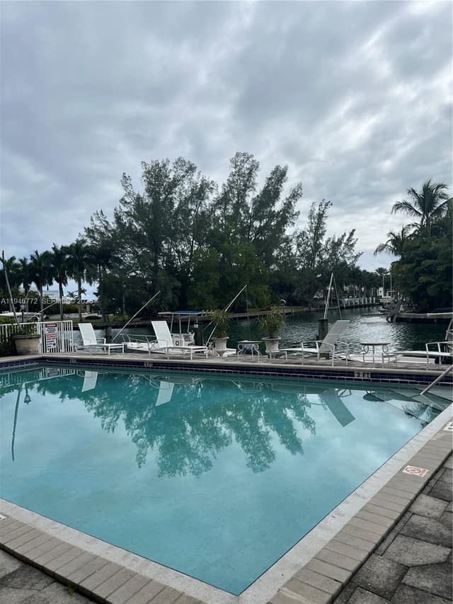 2640 NE 135th St # 312, North Miami FL 33181 - North Miami, FL - Photo 4