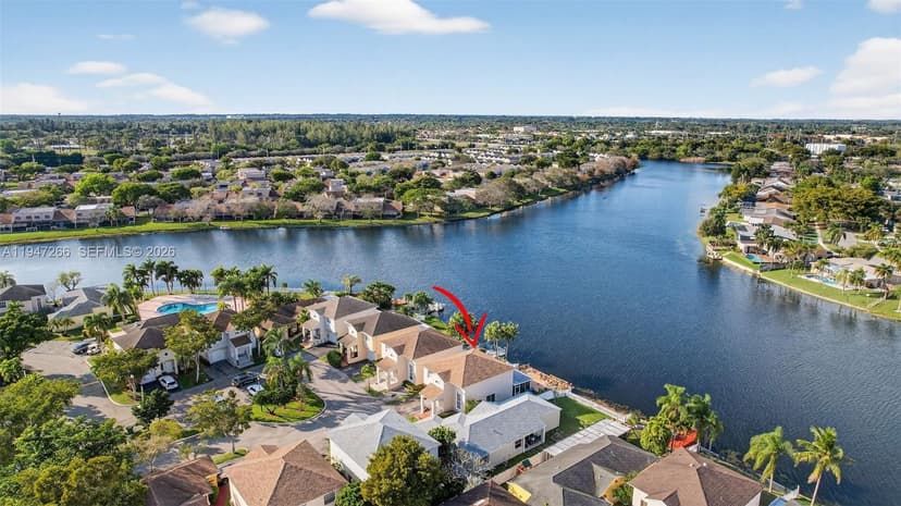 12017 NW 13th St, Pembroke Pines FL 33026