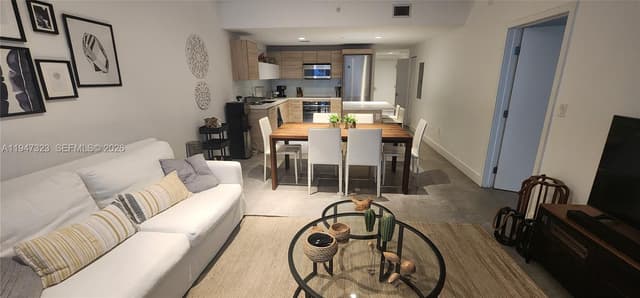 16385 Biscayne Blvd # 1417, North Miami Beach FL 33160 - North Miami Beach, FL - Photo 4