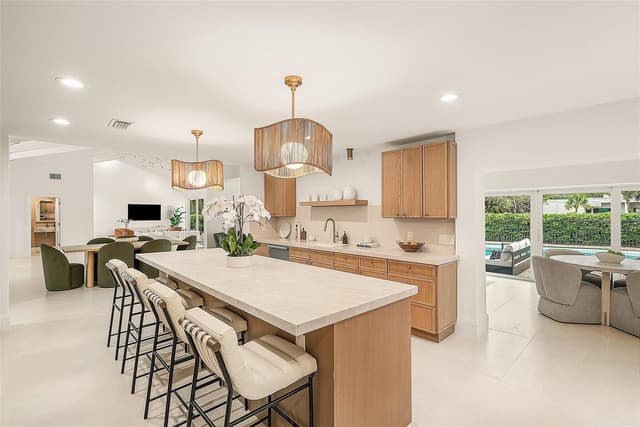 4877 Pineview Circle, Delray Beach FL 33445 - Delray Beach, FL - Photo 4