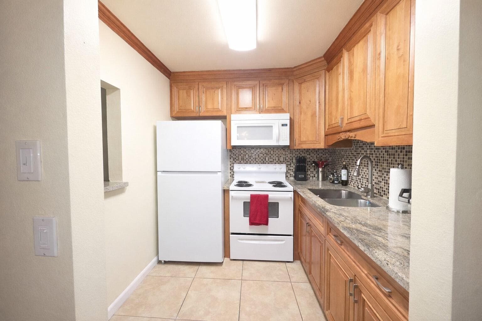 204 Kent L # L, West Palm Beach FL 33417 - West Palm Beach, FL - Photo 1