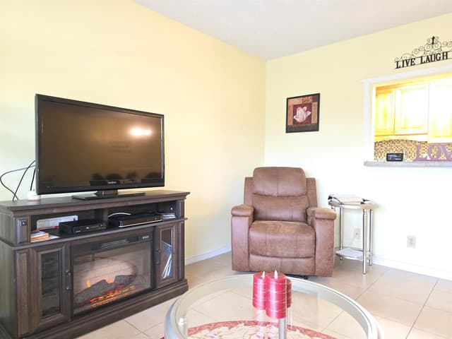 204 Kent L # L, West Palm Beach FL 33417 - West Palm Beach, FL - Photo 5