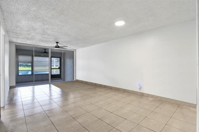 9440 Poinciana Place # 101, Davie FL 33324 - Davie, FL - Photo 6