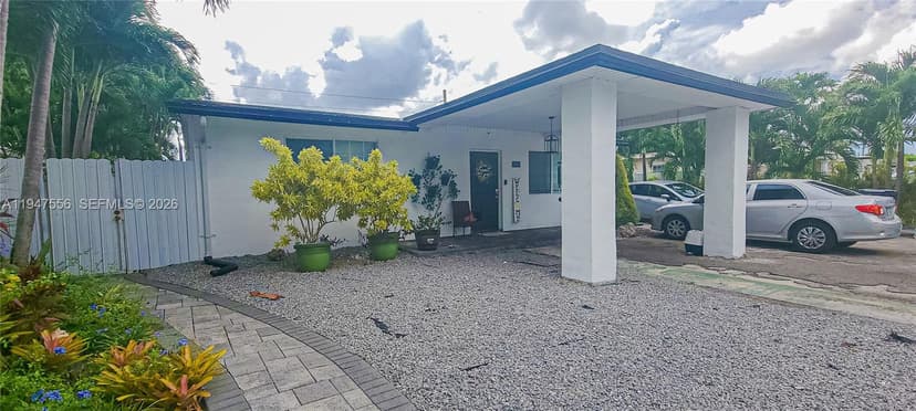 10330 NW 36th Ct, Miami FL 33147