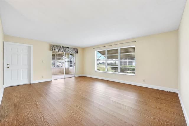 212 High Point Terrace W # A, Delray Beach FL 33445 - Delray Beach, FL - Photo 4
