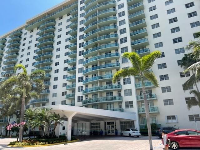 19390 Collins Ave # 219, Sunny Isles Beach FL 33160 - Sunny Isles Beach, FL - Photo 6