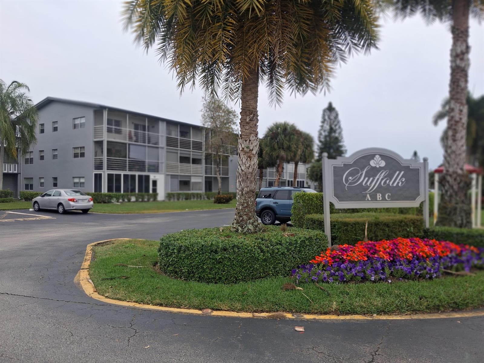 105 Suffolk C # 105, Boca Raton FL 33434 - Boca Raton, FL - Photo 1