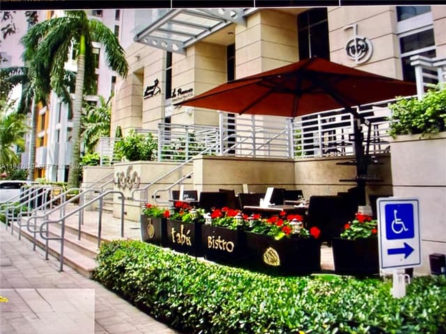 1050 Brickell Ave # 1816, Miami FL 33131 - Miami, FL - Photo 4