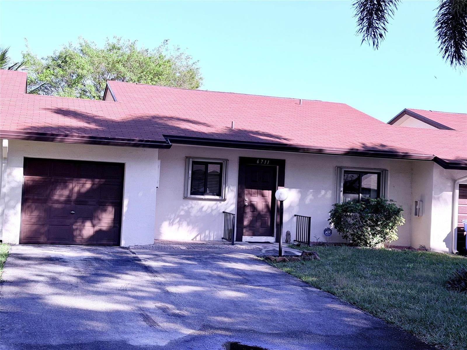 6711 S Parkway Drive # 10, Margate FL 33068 - Margate, FL - Photo 1